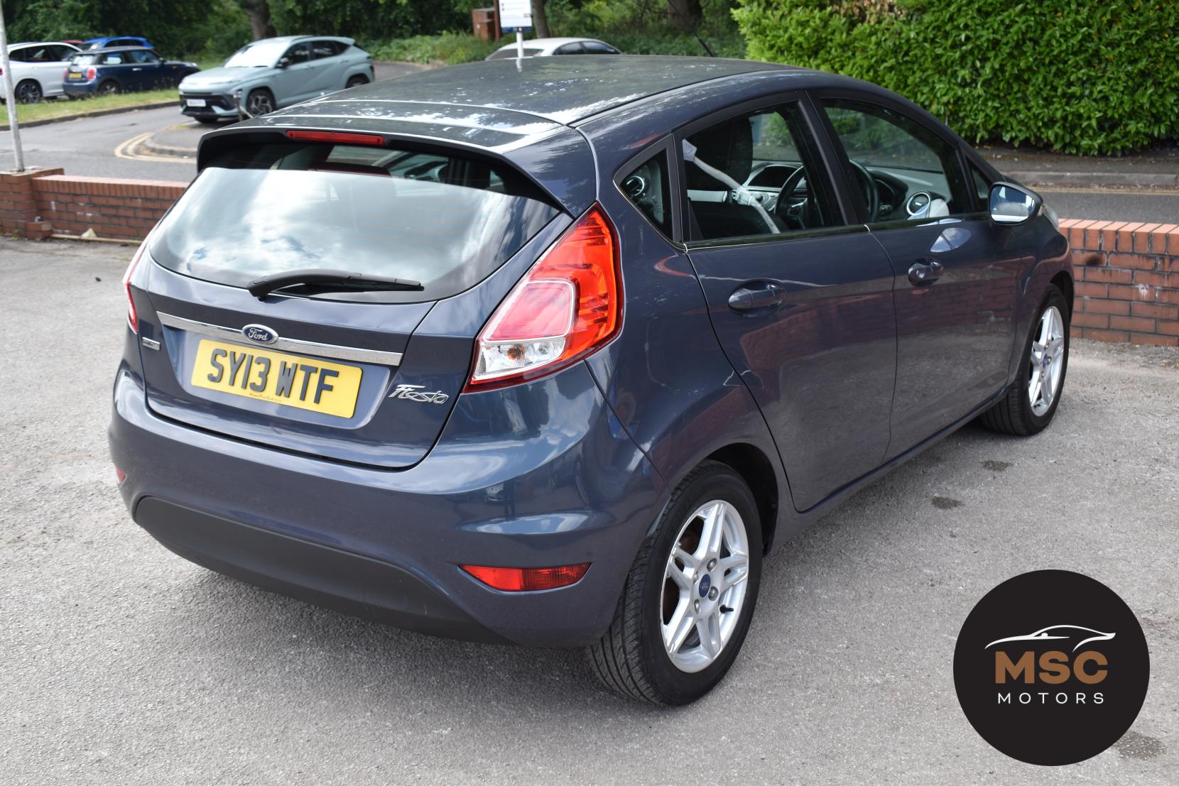 Ford Fiesta 1.0T EcoBoost Zetec Hatchback 5dr Petrol Manual Euro 5 (s/s) (100 ps)