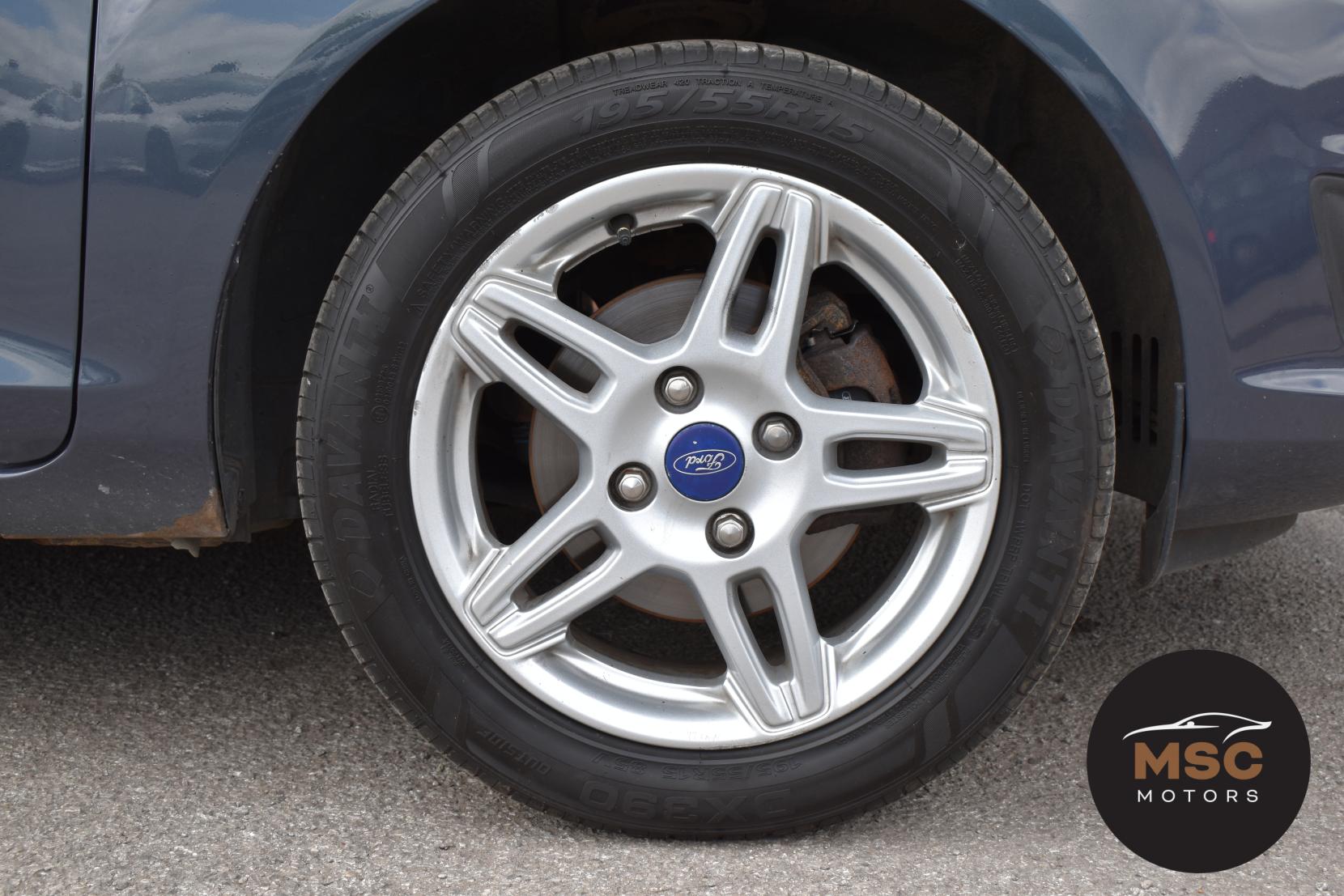 Ford Fiesta 1.0T EcoBoost Zetec Hatchback 5dr Petrol Manual Euro 5 (s/s) (100 ps)