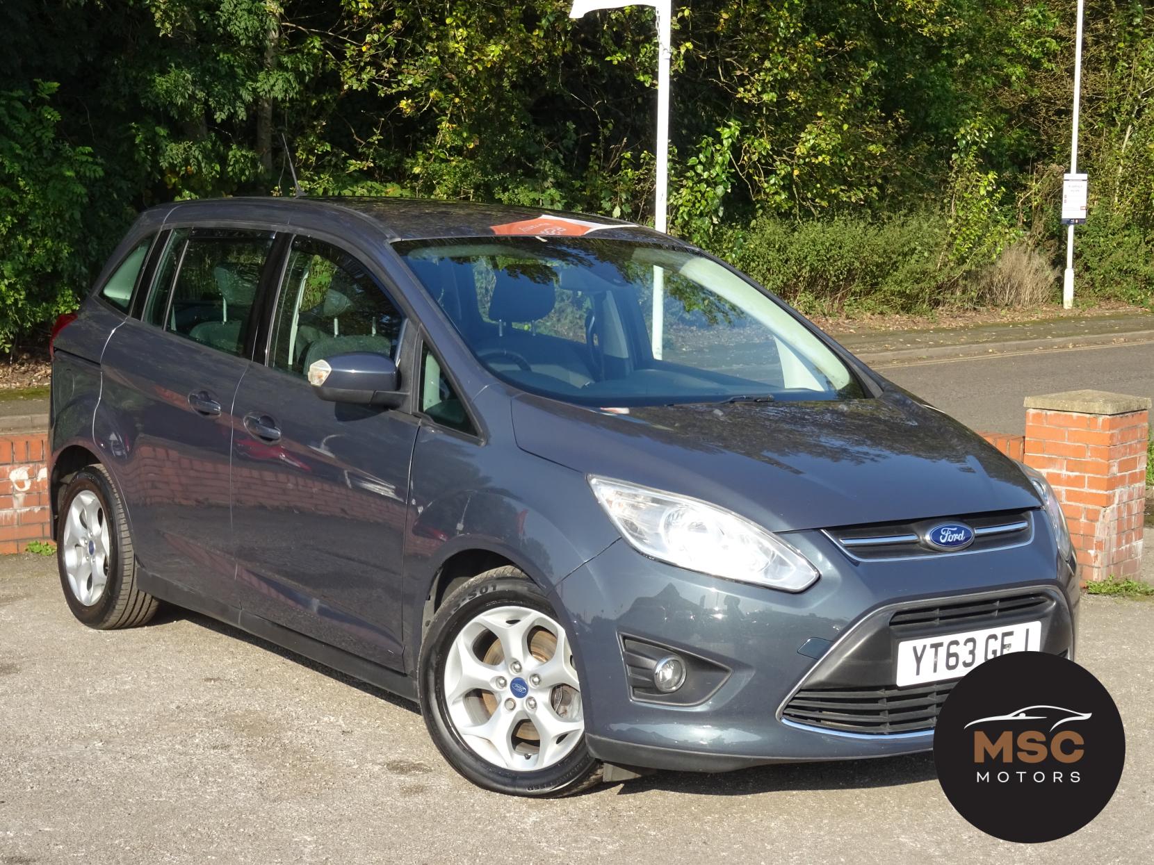 Ford Grand C-Max 2.0 TDCi Zetec MPV 5dr Diesel Powershift Euro 5 (140 ps)