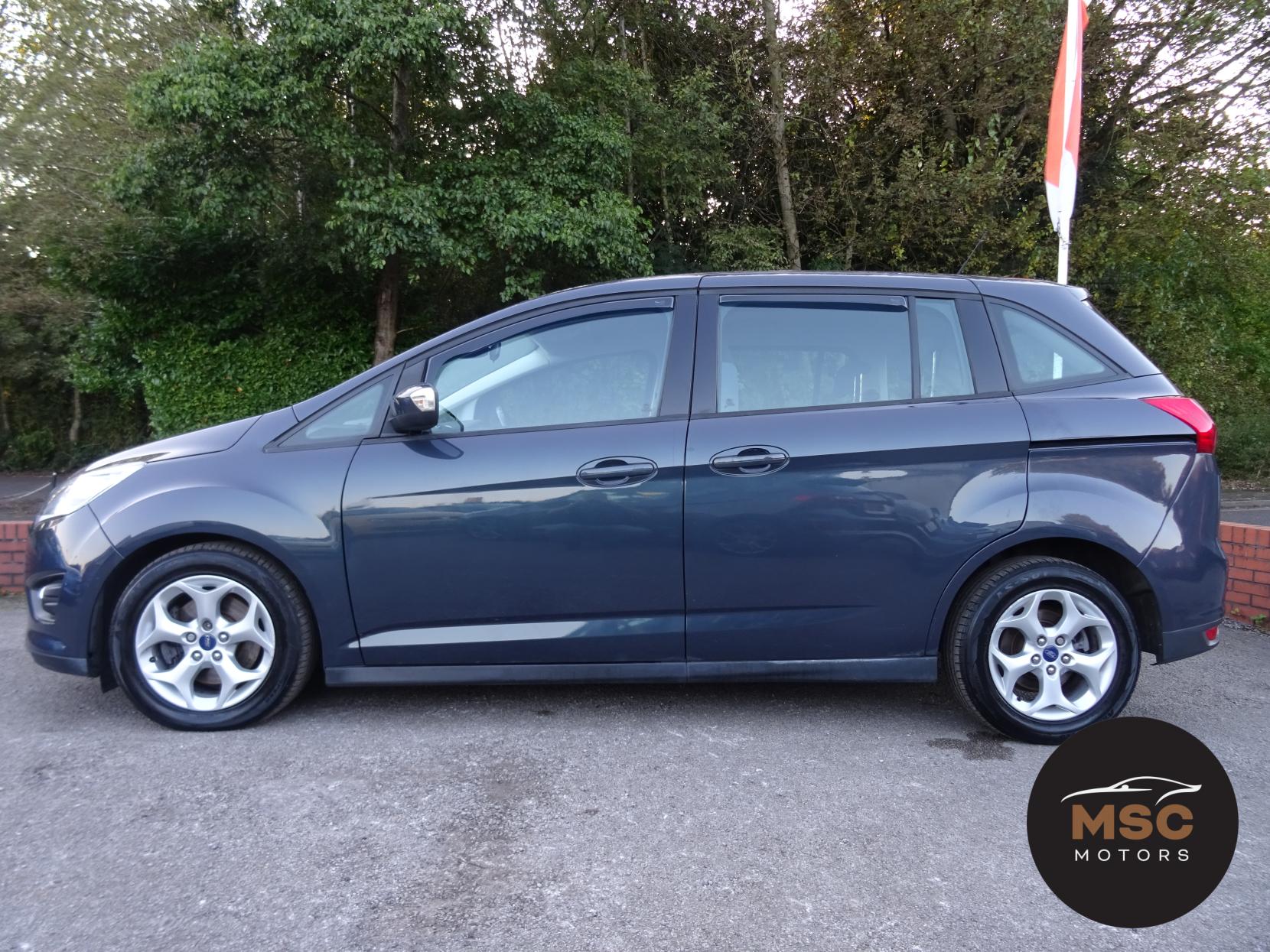 Ford Grand C-Max 2.0 TDCi Zetec MPV 5dr Diesel Powershift Euro 5 (140 ps)