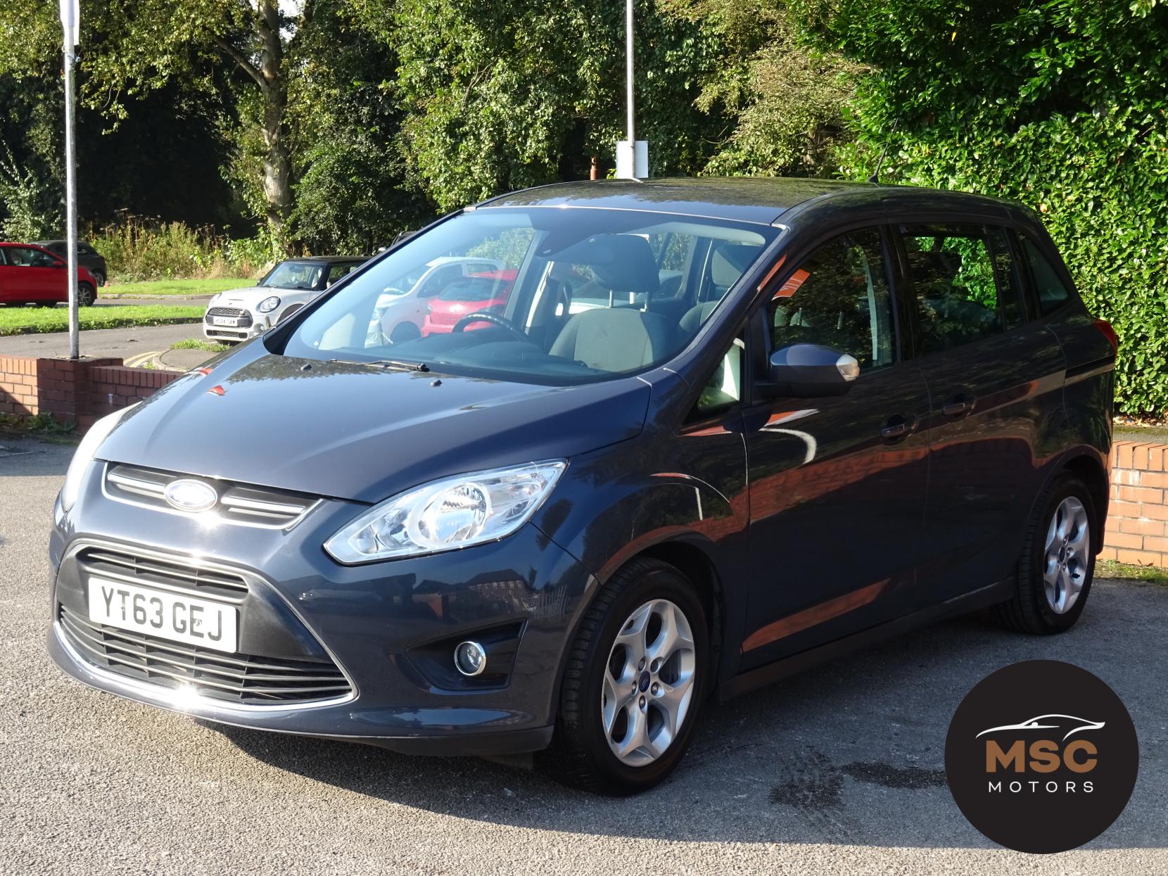 Ford Grand C-Max 2.0 TDCi Zetec MPV 5dr Diesel Powershift Euro 5 (140 ps)