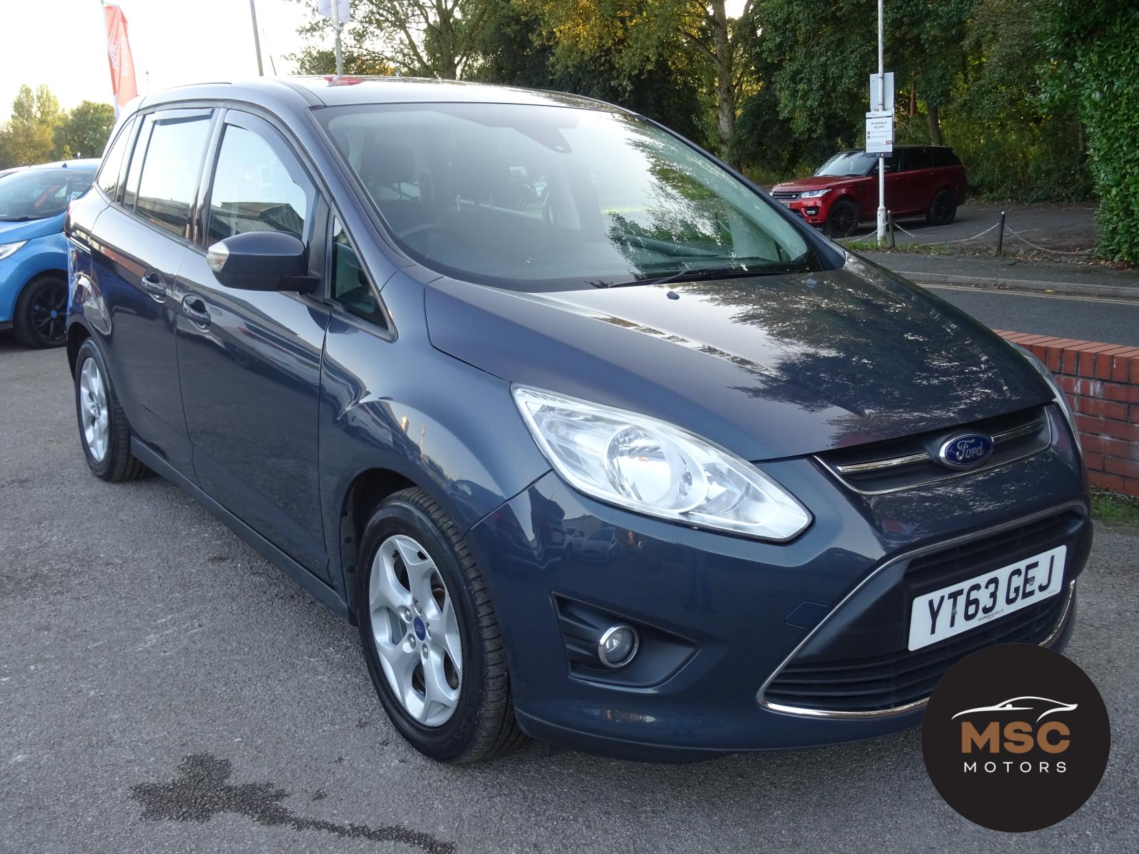 Ford Grand C-Max 2.0 TDCi Zetec MPV 5dr Diesel Powershift Euro 5 (140 ps)