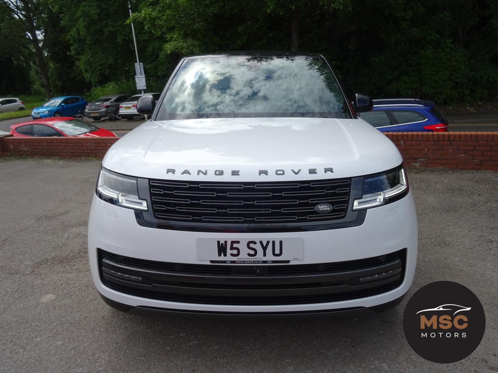 Land Rover Range Rover 3.0 D350 MHEV Autobiography SUV 5dr Diesel Auto 4WD Euro 6 (s/s) (LWB, 7Seat) (350 ps)