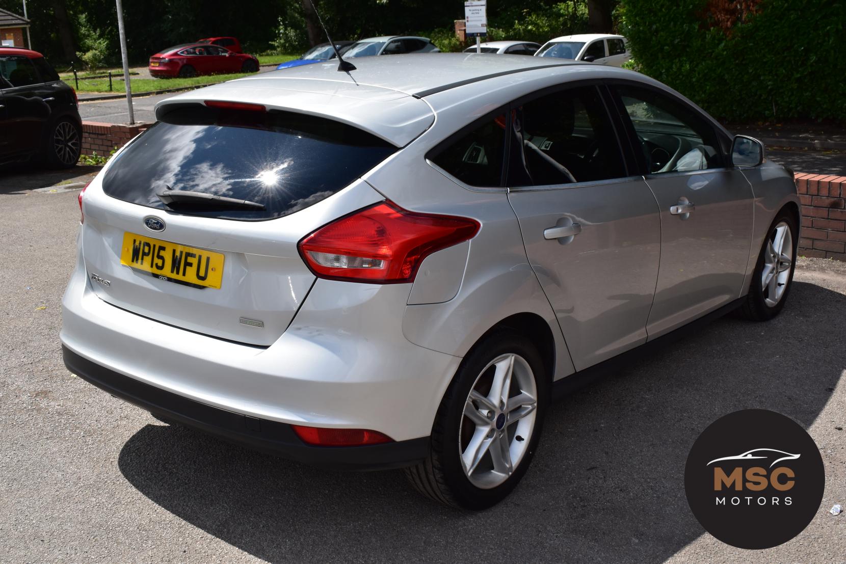 Ford Focus 1.0T EcoBoost Zetec Hatchback 5dr Petrol Manual Euro 6 (s/s) (125 ps)