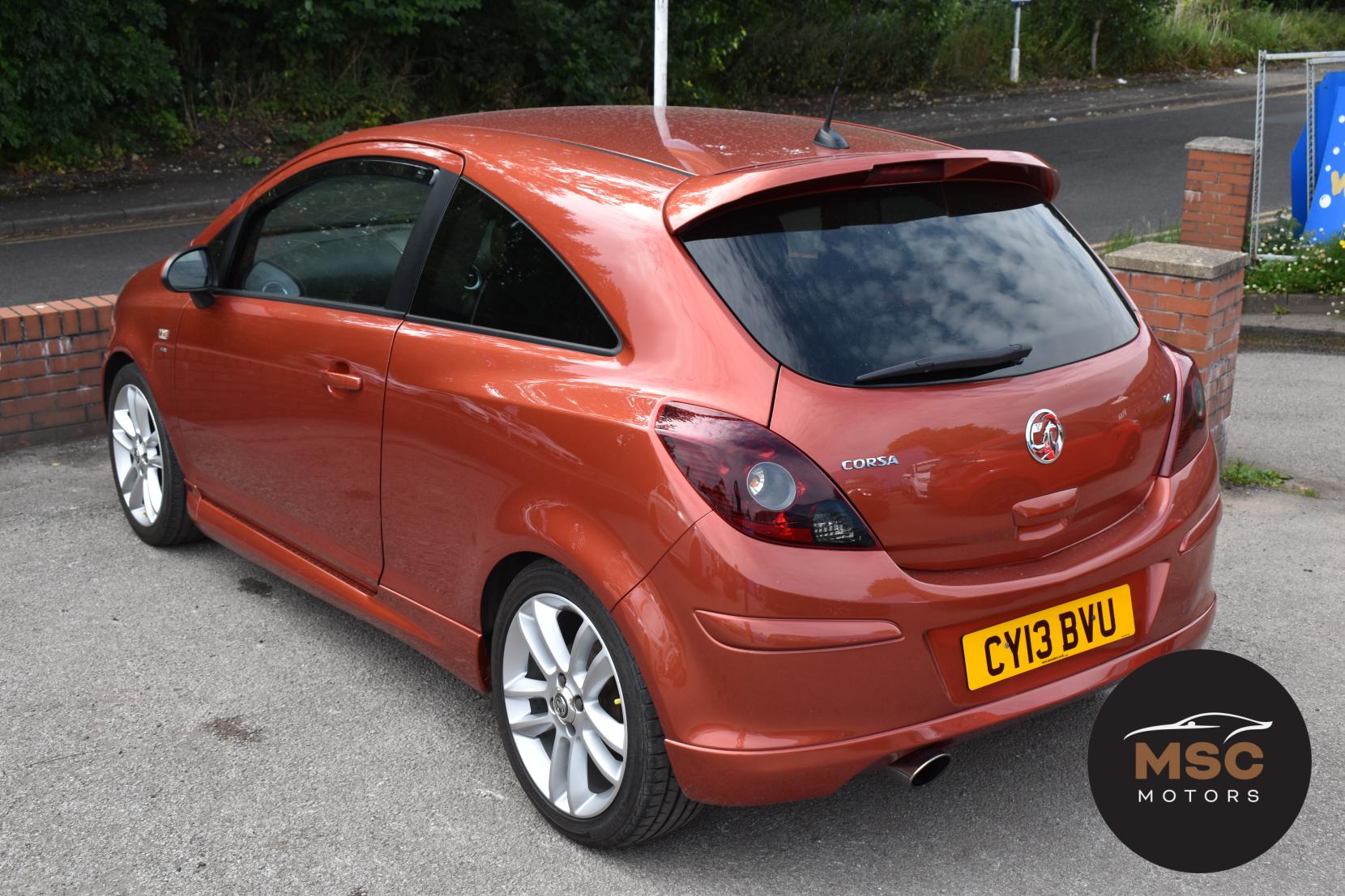 Vauxhall Corsa 1.4 16V SRi Hatchback 3dr Petrol Manual Euro 5 (100 ps)